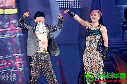 　　杜德伟、罗志祥 图片来源：香港《明报》
